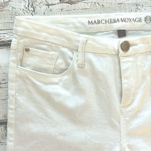 Marchesa Voyage Resort Wear White Jeans with “Eyelet” Pattern, Size 29